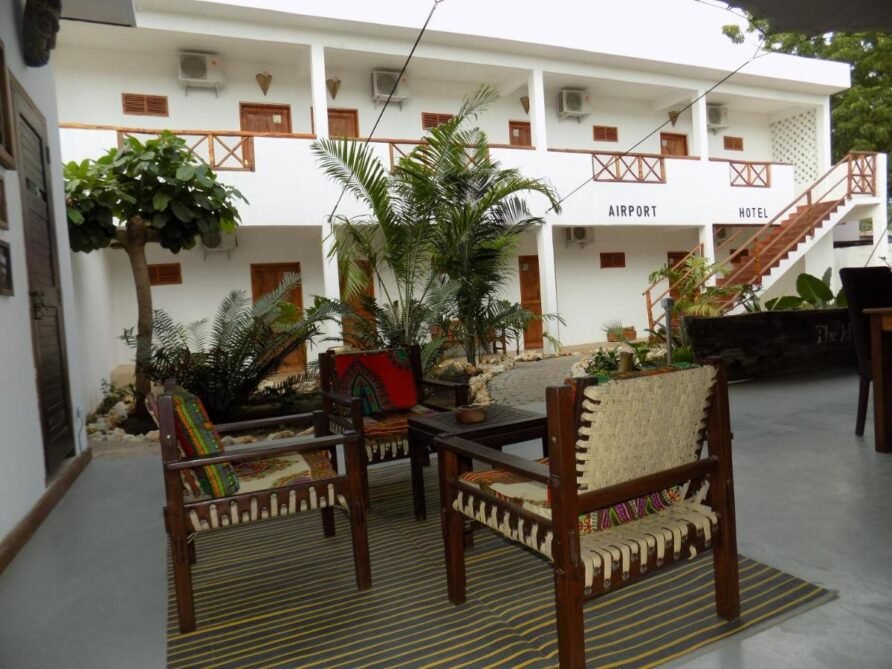 27 Cafe Zanzibar Airport Hotel